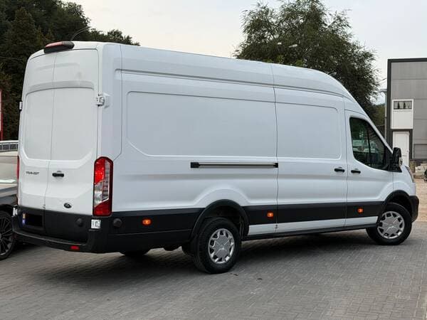 2019 Ford Transit — Miniatură 4