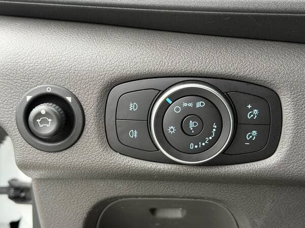 2019 Ford Transit — Miniatură 12