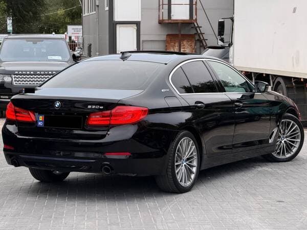 2018 BMW 530 — Miniatură 3