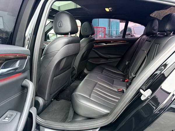 2018 BMW 530 — Miniatură 14