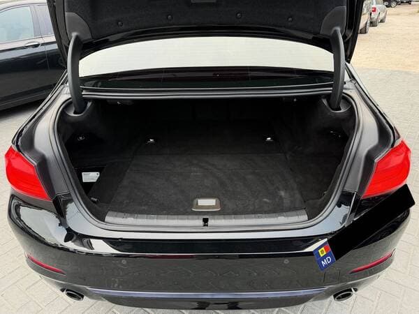 2018 BMW 530 — Miniatură 16