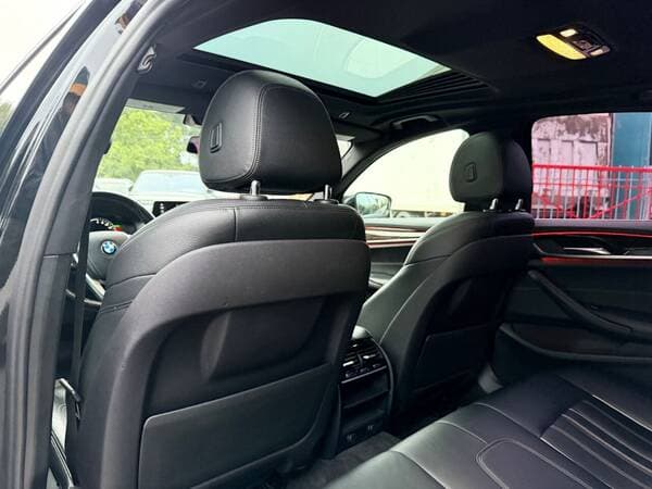 2018 BMW 530 — Miniatură 15