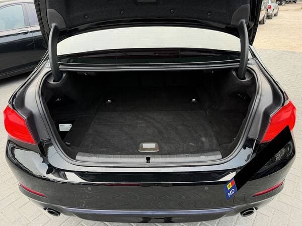 2018 BMW 530 — Miniatură 16