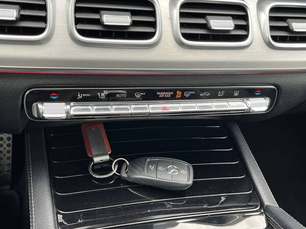 2020 Mercedes GLS 400 — Miniatură 16