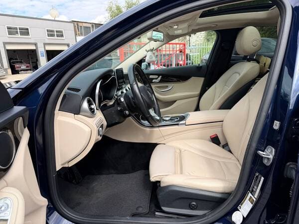 Mercedes C 300 2017 — Миниатюра 7