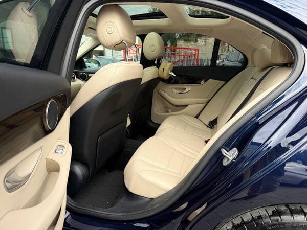 Mercedes C 300 2017 — Миниатюра 22