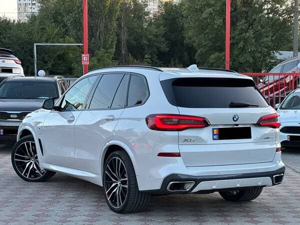 2020 BMW X5 4.5e — Miniatură 4