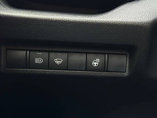 2021 Toyota Rav-4 — Miniatură 15