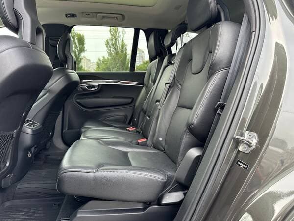 Volvo XC 90 2018 — Миниатюра 17