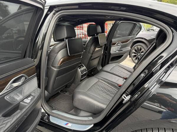 2019 BMW 745e — Miniatură 20