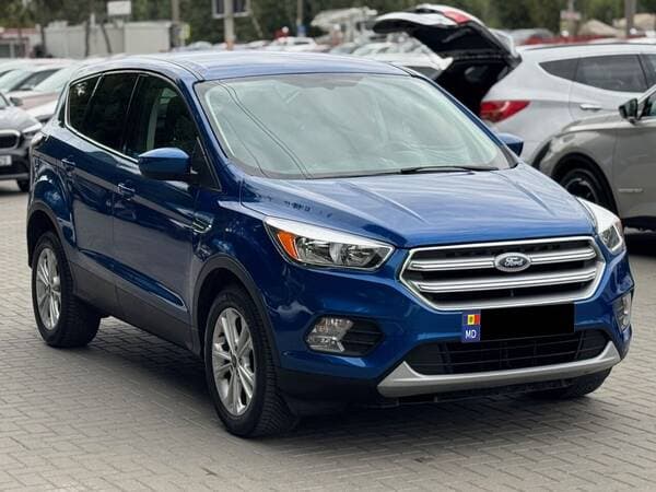 2016 Ford Escape — Miniatură 2