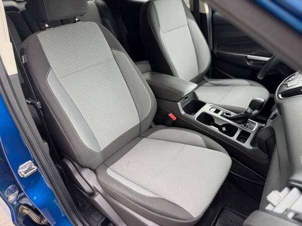 2016 Ford Escape — Miniatură 6
