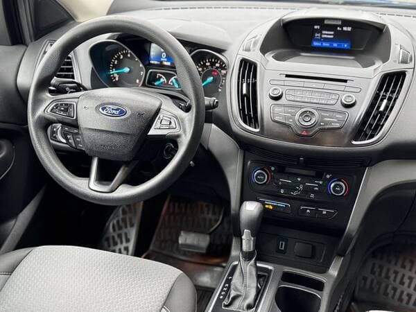 2016 Ford Escape — Miniatură 8