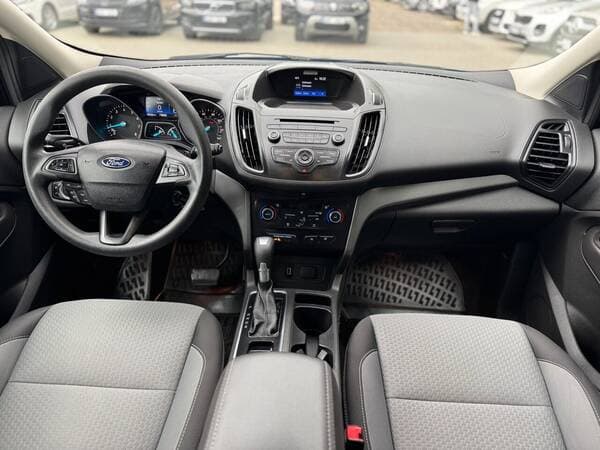 2016 Ford Escape — Miniatură 7