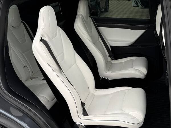 2016 Tesla Model X — Miniatură 20