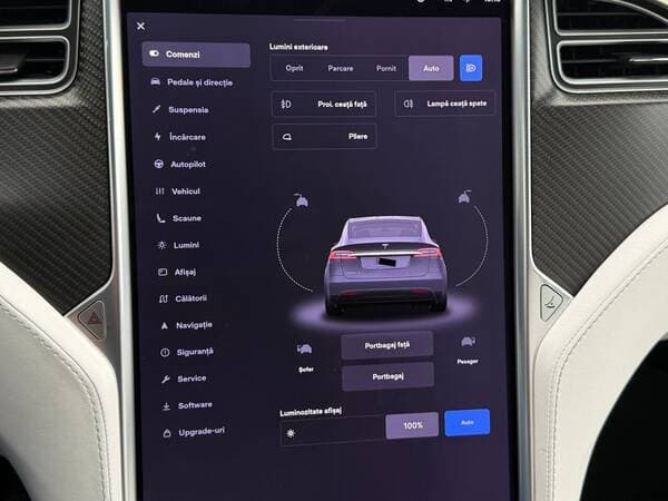 2016 Tesla Model X — Miniatură 13
