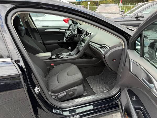 Ford Mondeo 2016 — Миниатюра 7