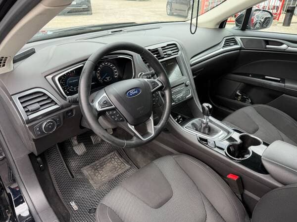 Ford Mondeo 2016 — Миниатюра 6