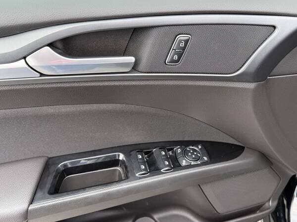 Ford Mondeo 2016 — Миниатюра 15