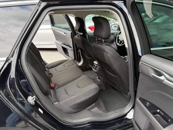 Ford Mondeo 2016 — Миниатюра 17