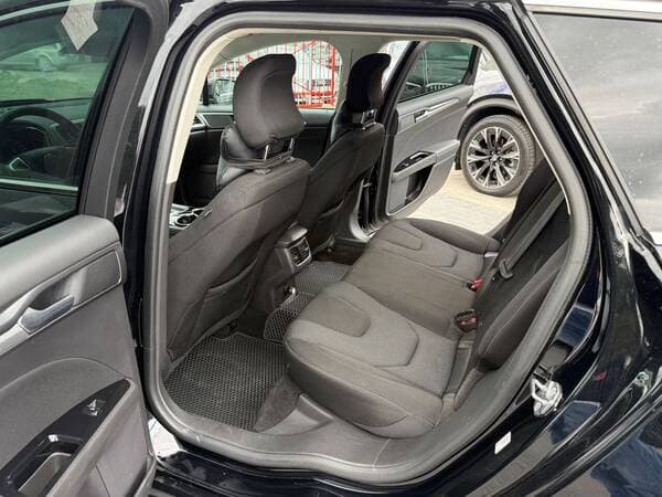Ford Mondeo 2016 — Миниатюра 16