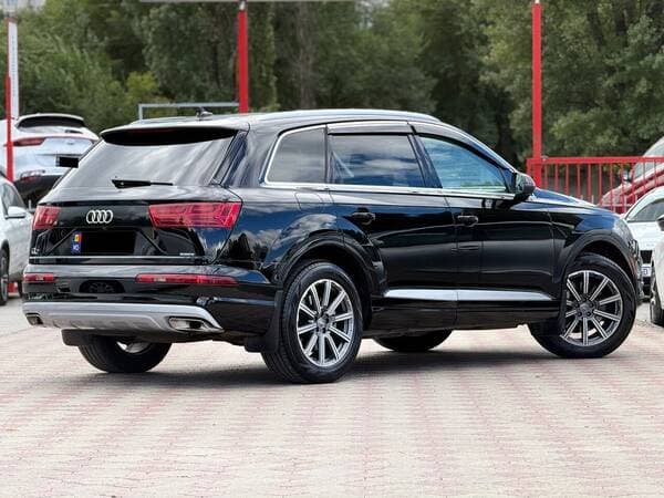 2017 Audi Q7 — Miniatură 3
