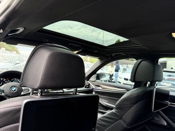 2017 BMW 530e — Miniatură 21