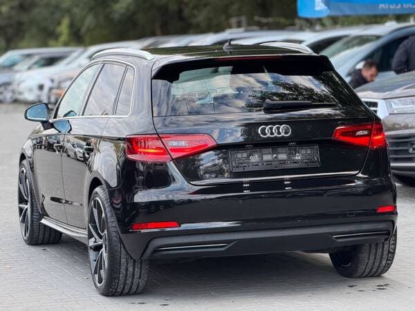 2015 Audi A3 E-tron — Miniatură 3