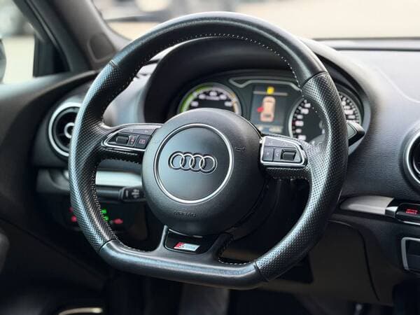 2015 Audi A3 E-tron — Miniatură 10