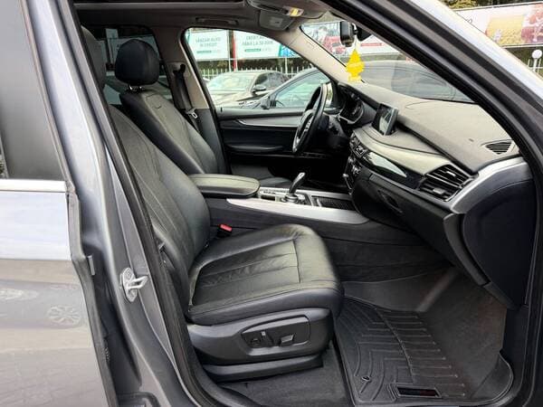 2016 BMW X5 — Miniatură 8