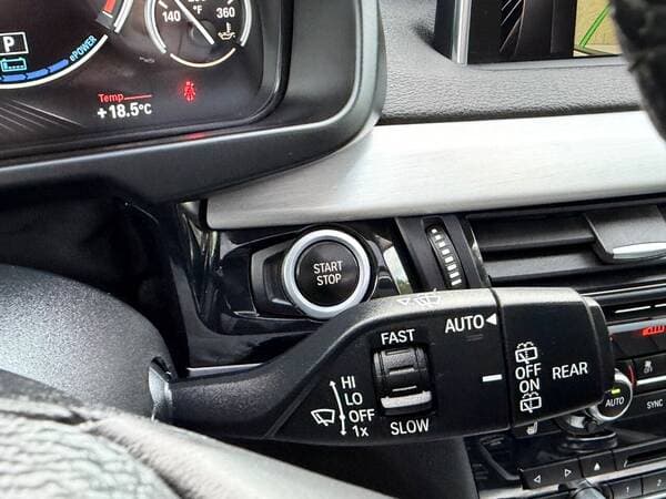 2016 BMW X5 4.0e — Miniatură 12