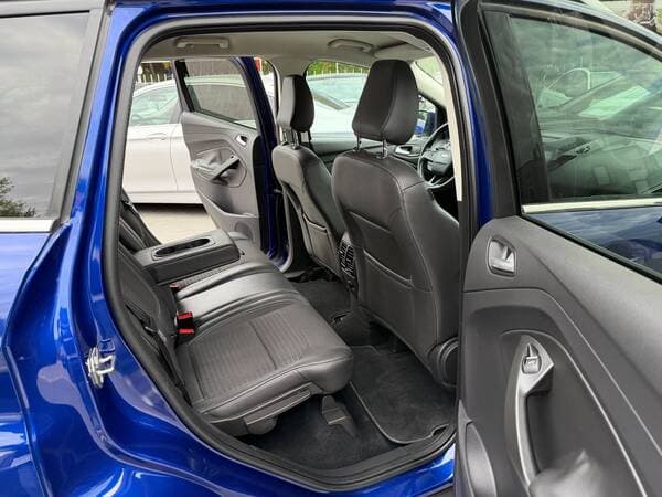 2017 Ford Kuga — Miniatură 17