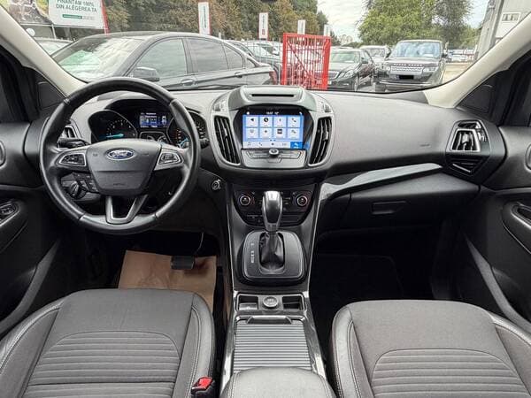 2017 Ford Kuga — Miniatură 9