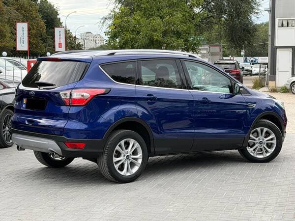 2017 Ford Kuga — Miniatură 4