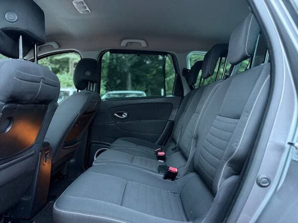 2015 Renault Grand Scenic — Miniatură 17