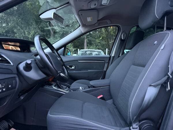 2015 Renault Grand Scenic — Miniatură 6