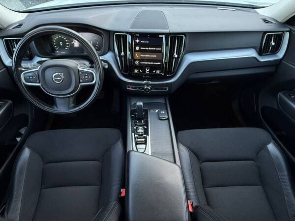 2020 Volvo XC 60 — Miniatură 9