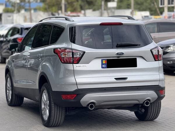 2019 Ford Kuga — Miniatură 4
