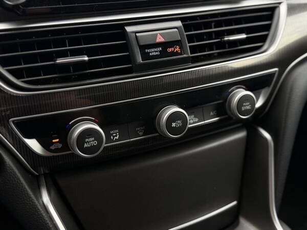 2022 Honda Accord — Miniatură 13