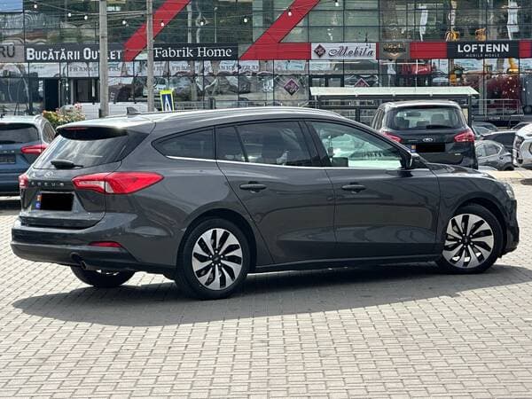 2019 Ford Focus — Miniatură 3