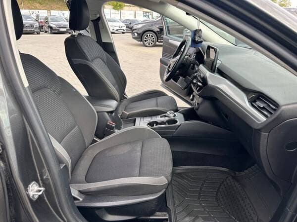 2019 Ford Focus — Miniatură 7