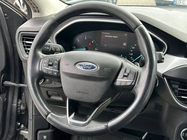 2019 Ford Focus — Miniatură 9