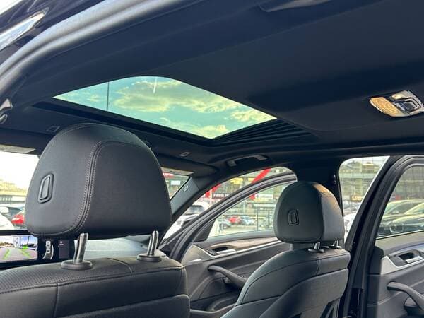 2021 BMW 530 — Miniatură 23