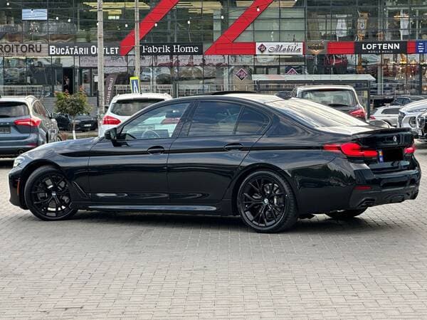 2021 BMW 530 — Miniatură 4