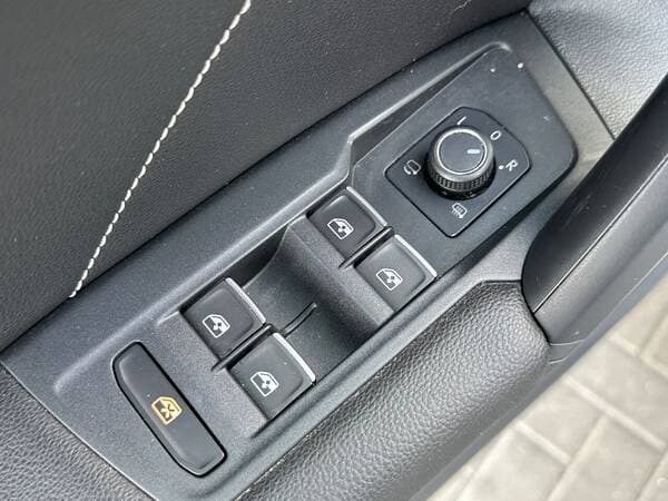 2023 Volkswagen Tiguan — Miniatură 18