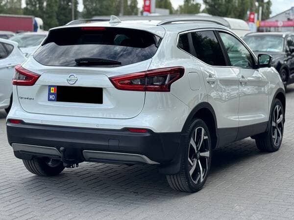 2017 Nissan Qashqai — Miniatură 3