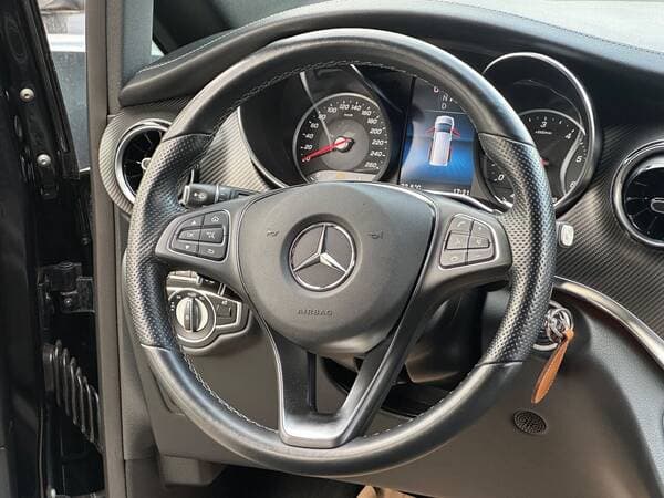 2023 Mercedes V-Class — Miniatură 8