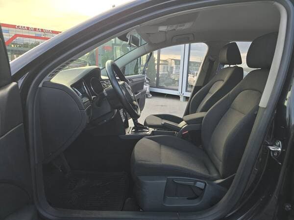 2012 Skoda Superb — Miniatură 17