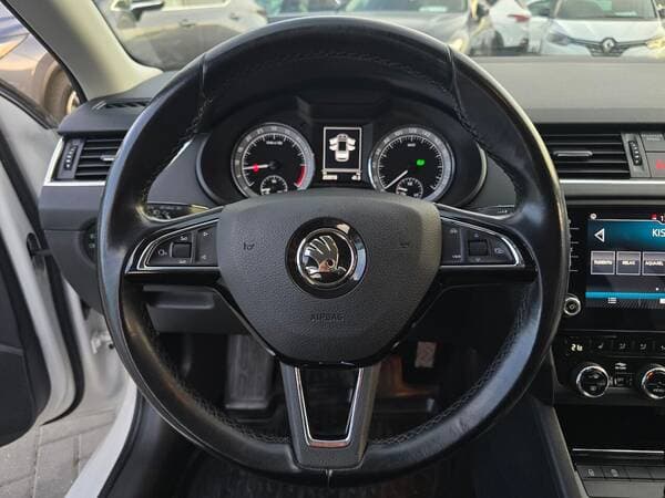 2018 Skoda Octavia — Miniatură 9