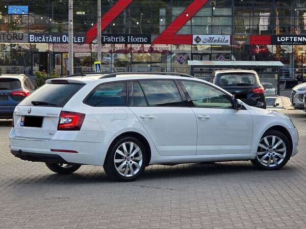 2018 Skoda Octavia — Miniatură 4